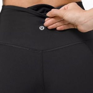 Lululemon Align 23" with pockets black size 4